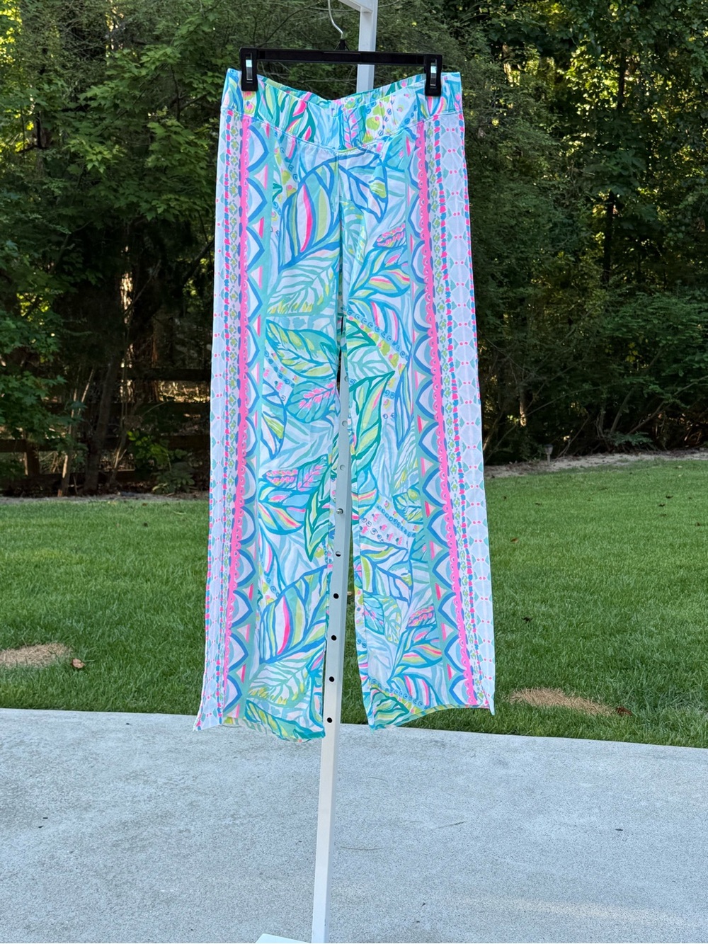 Lilly Pulitzer Wide-Leg Tropical Leaf Pants in Aqua, Pink & Green